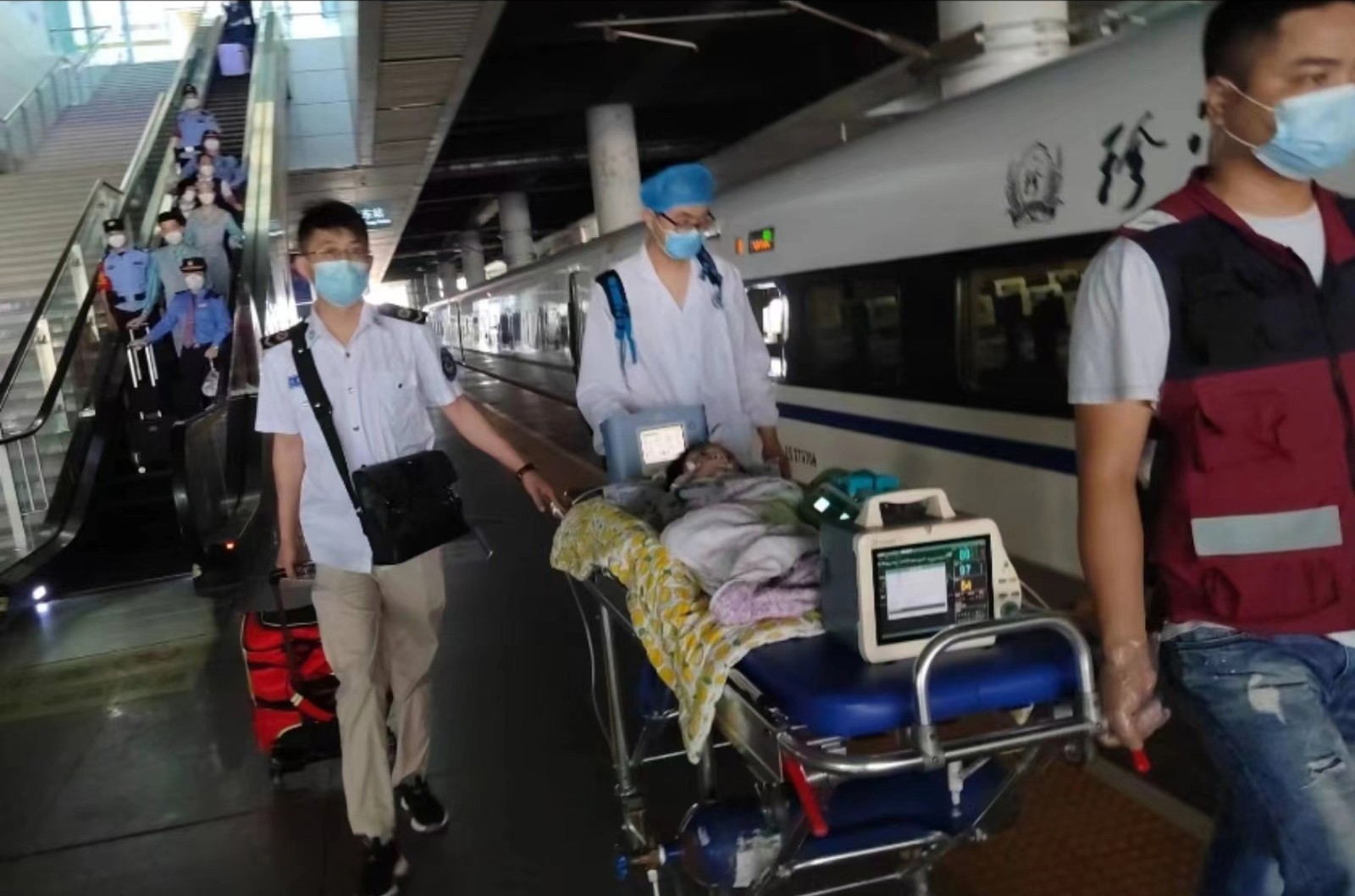 淳化县高铁转运公司